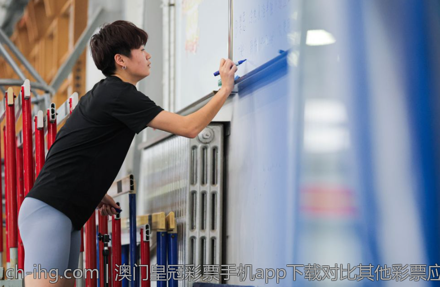 澳门皇冠彩票手机app下载对比其他彩票应用的特点